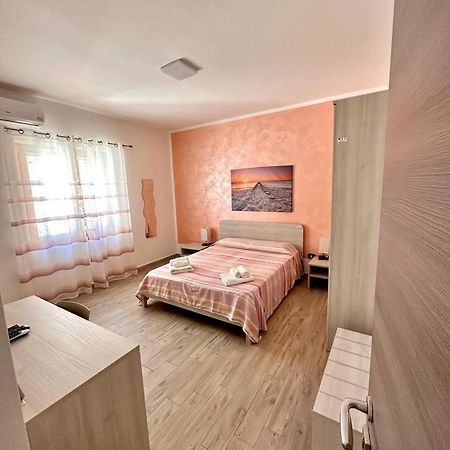 Affittacamere Villa Ginevra 加利波利 外观 照片